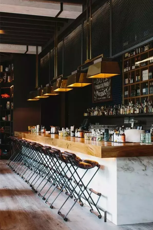 想要開酒吧，先看看這些裝修吧